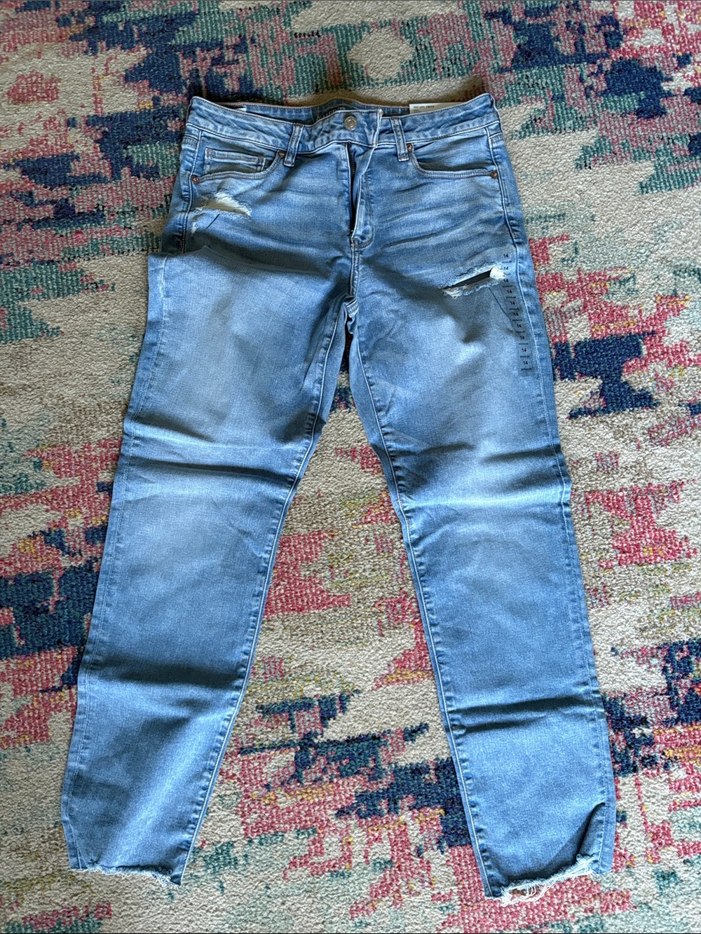 American Eagle Outfitters Light Blue Cropped Ankle Jeans